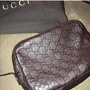 Brown leather Gucci crossbody